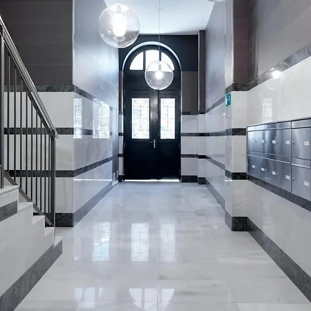 Daire Moon River By Feelfree