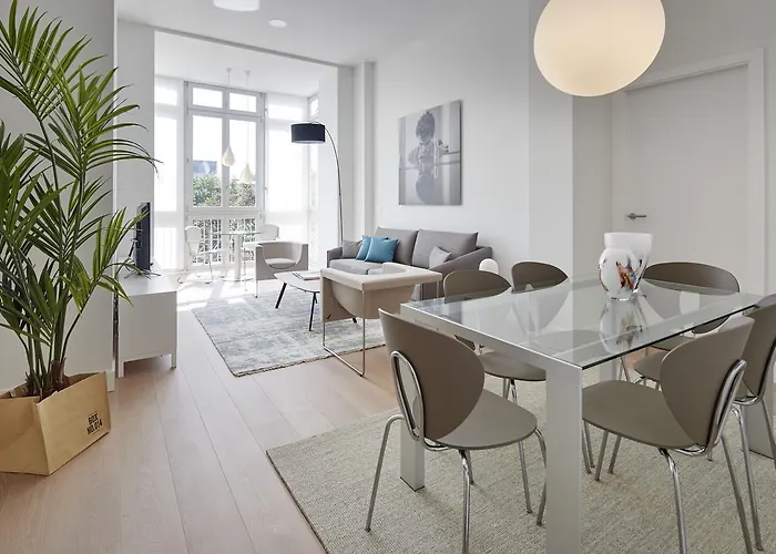 Apartment Moon River By Feelfree