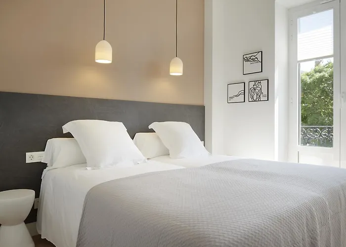 Apartment Moon River By Feelfree *